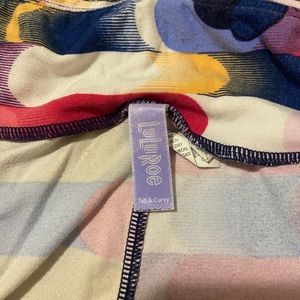 Tall and curvy Lularoe leggings